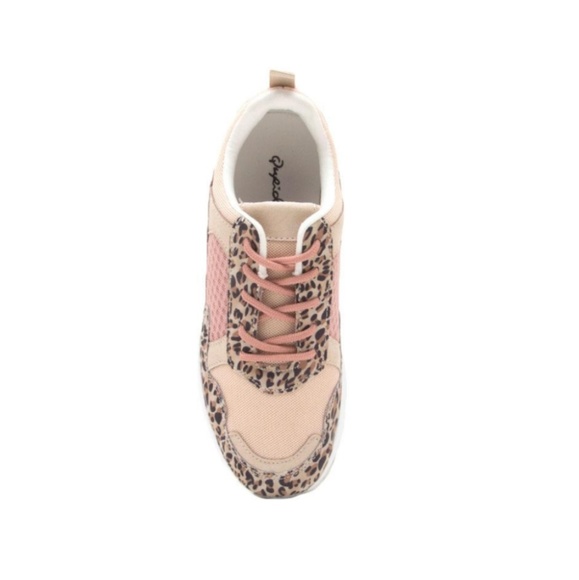 *LAST ONES* Leopard sneakers - Picture 4 of 6